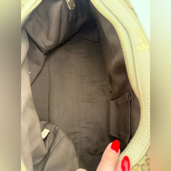 EUC- Gucci Cream and Brown Satchel with GG Monogram Pattern - Picture 8 of 12